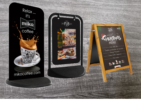 Доски и дорожные знаки