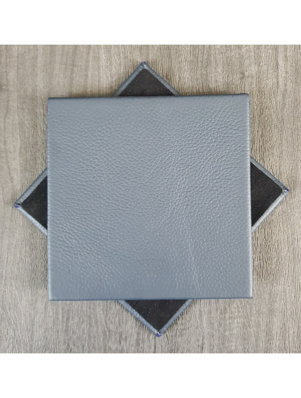 Suffolk Blue Shelly Leather Coaster- 10 см SQ (продажа)